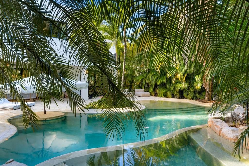 待售: $6,300,000 (5 贝兹, 5 浴室, 4163 平方英尺)