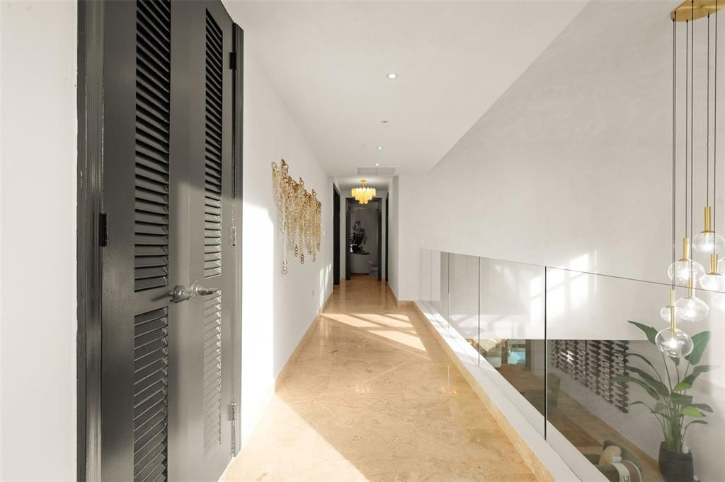 待售: $6,300,000 (5 贝兹, 5 浴室, 4163 平方英尺)