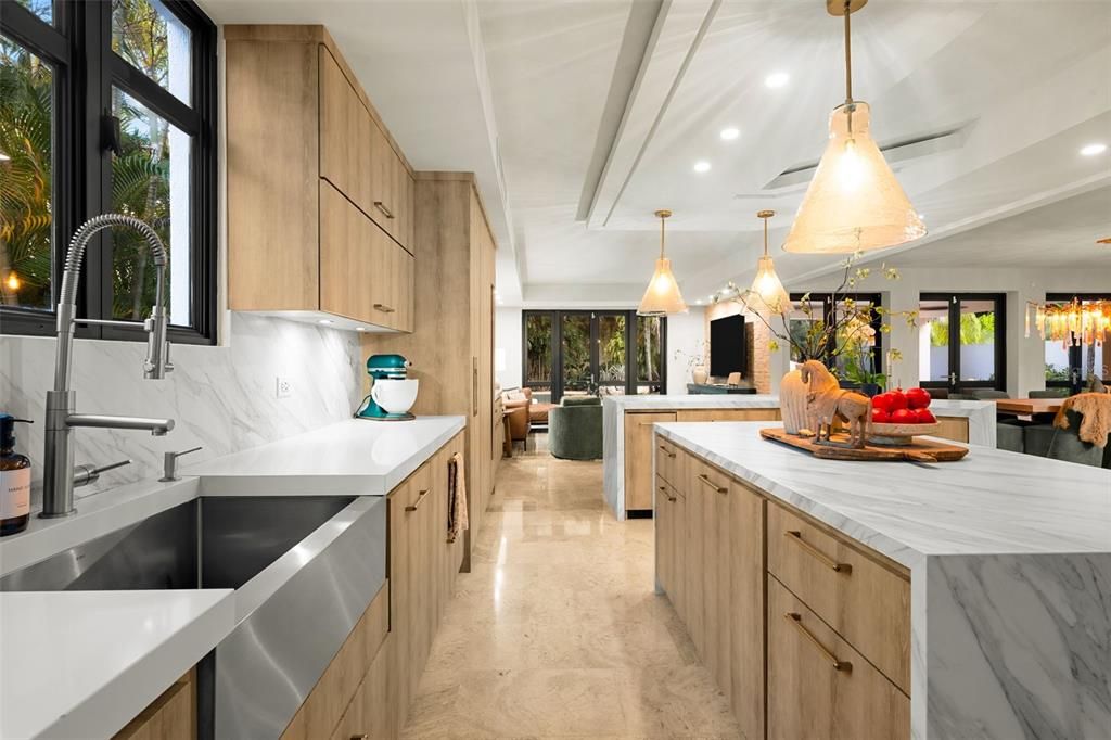 待售: $6,300,000 (5 贝兹, 5 浴室, 4163 平方英尺)