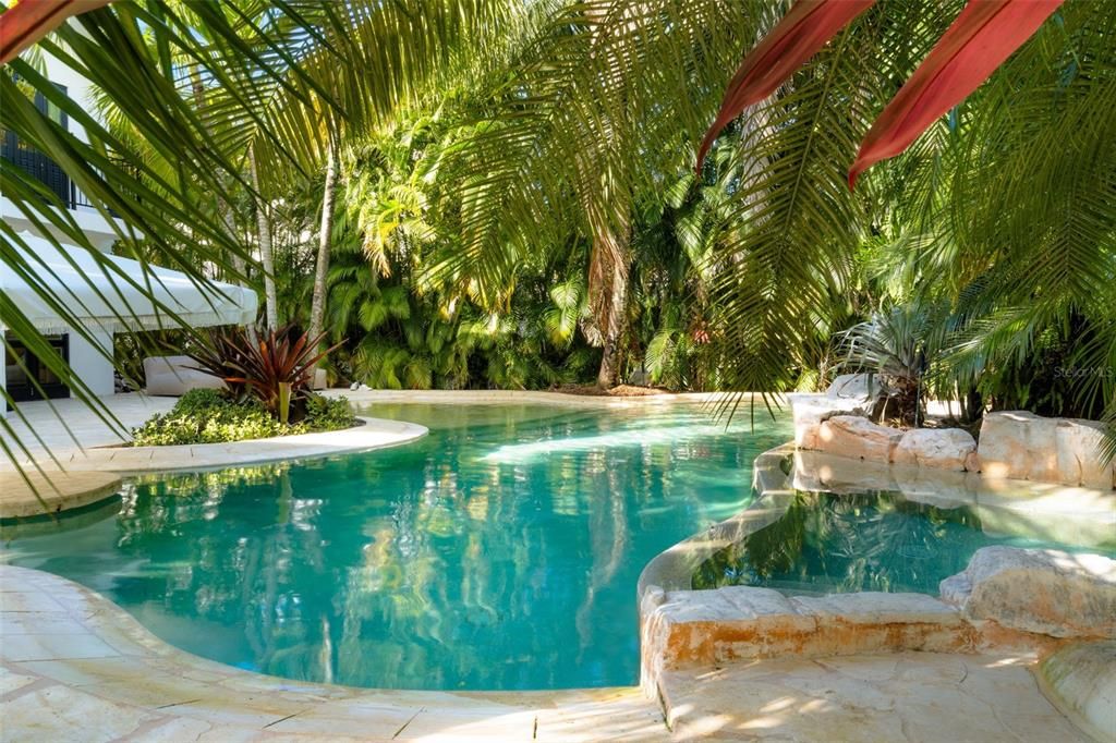 待售: $6,300,000 (5 贝兹, 5 浴室, 4163 平方英尺)