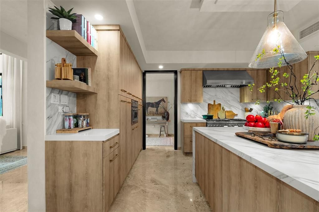 待售: $6,300,000 (5 贝兹, 5 浴室, 4163 平方英尺)