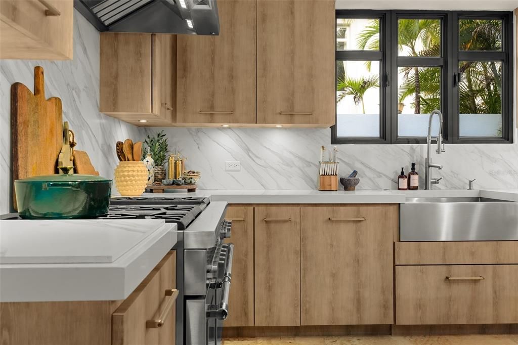 待售: $6,300,000 (5 贝兹, 5 浴室, 4163 平方英尺)