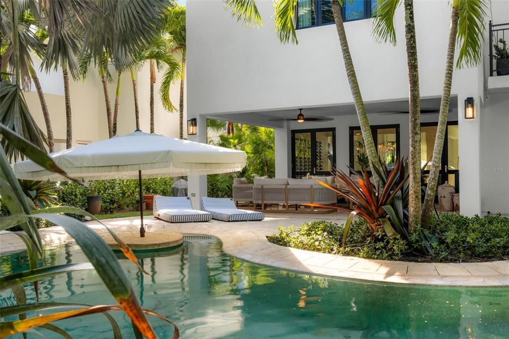 待售: $6,300,000 (5 贝兹, 5 浴室, 4163 平方英尺)