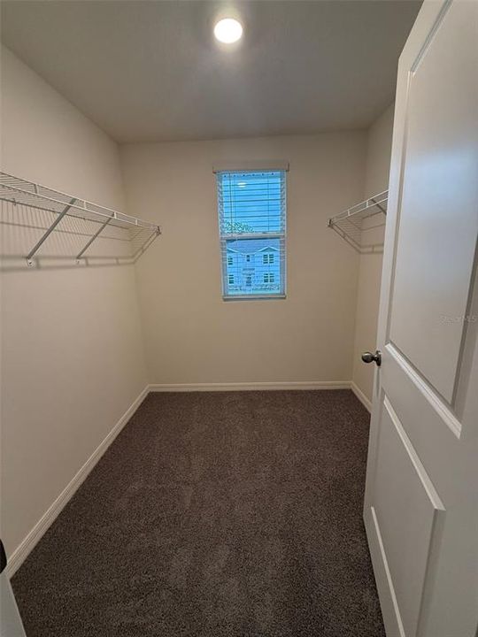 For Rent: $2,200 (3 beds, 2 baths, 1551 Square Feet)