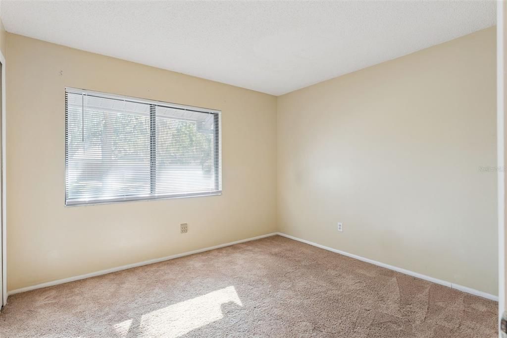 待售: $242,000 (2 贝兹, 2 浴室, 1020 平方英尺)