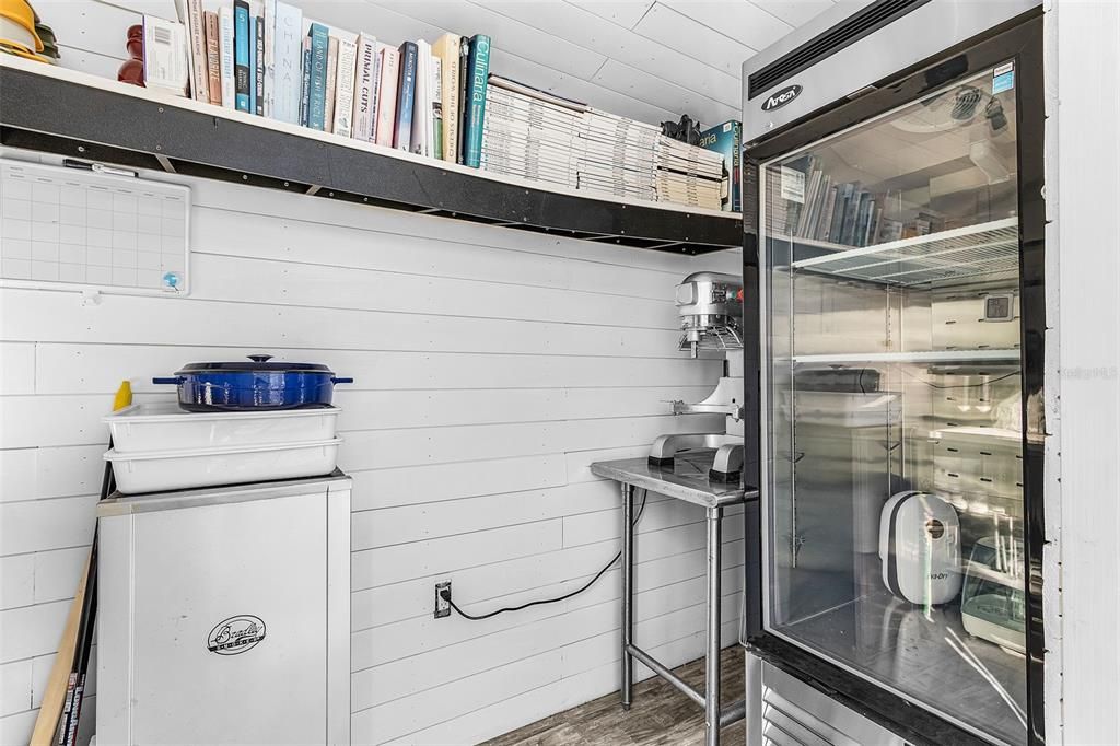 待售: $499,897 (2 贝兹, 2 浴室, 1200 平方英尺)