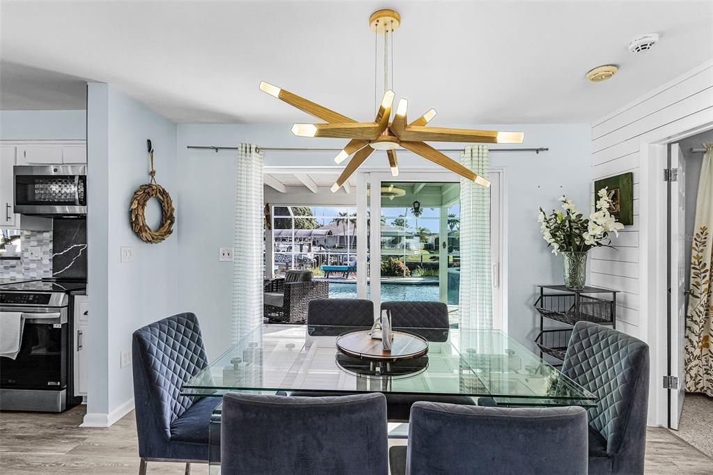 待售: $499,897 (2 贝兹, 2 浴室, 1200 平方英尺)