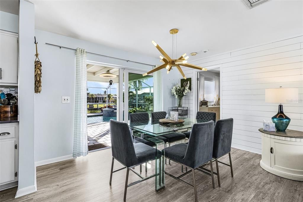 待售: $499,897 (2 贝兹, 2 浴室, 1200 平方英尺)