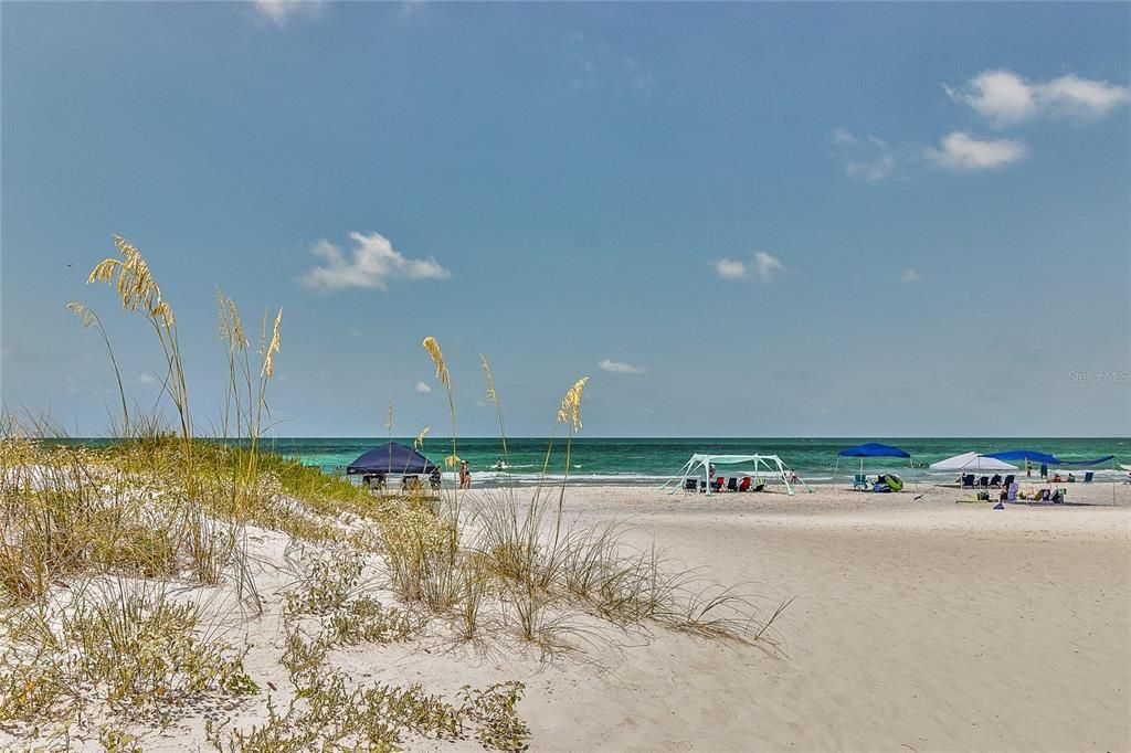 待售: $799,000 (3 贝兹, 2 浴室, 1400 平方英尺)