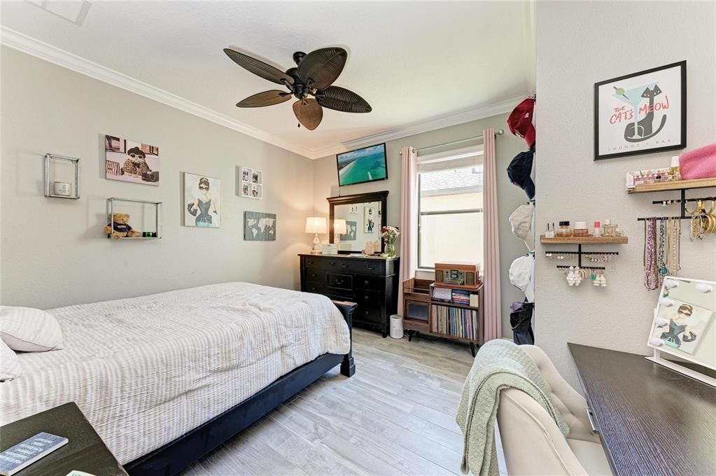 For Sale: $825,000 (5 beds, 4 baths, 3118 Square Feet)