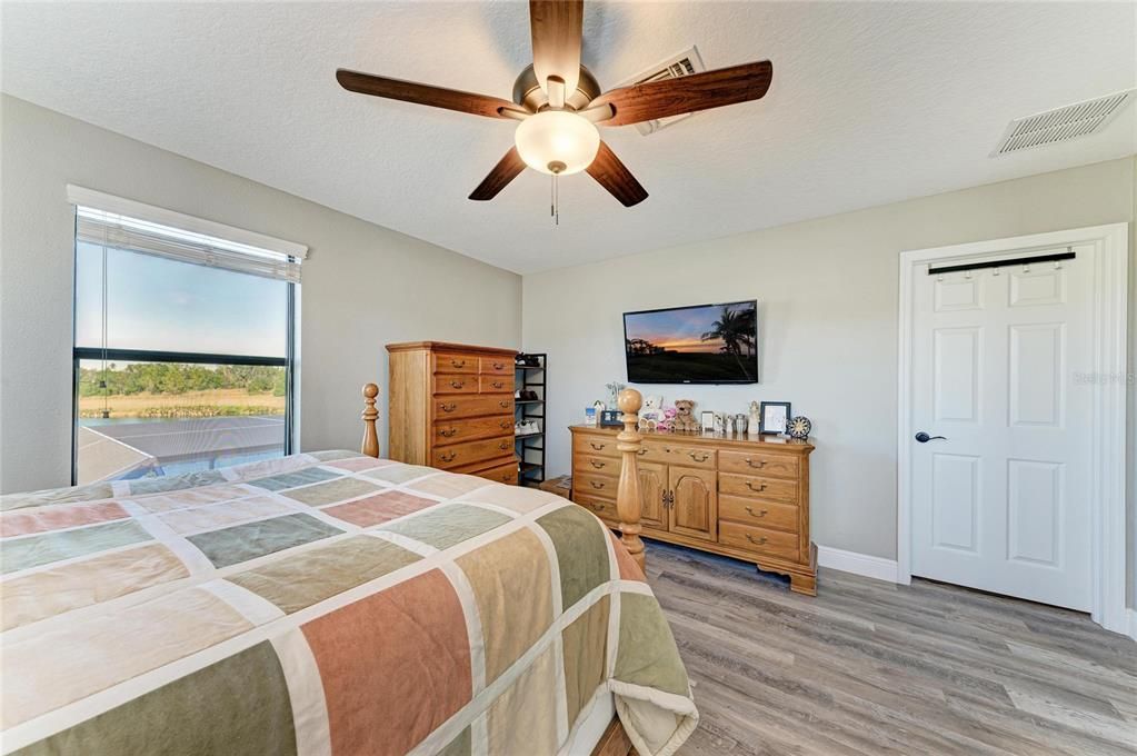 For Sale: $825,000 (5 beds, 4 baths, 3118 Square Feet)