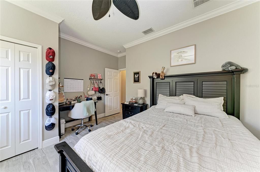 For Sale: $825,000 (5 beds, 4 baths, 3118 Square Feet)