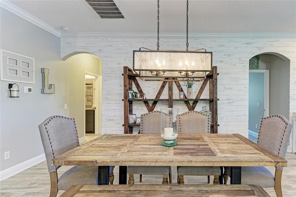 For Sale: $825,000 (5 beds, 4 baths, 3118 Square Feet)