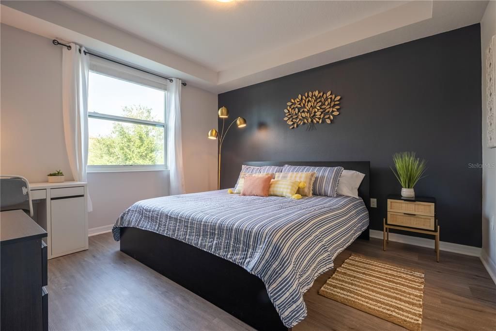 For Sale: $359,000 (2 beds, 2 baths, 1126 Square Feet)