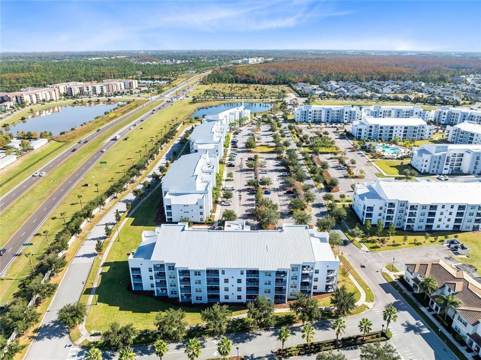 For Sale: $359,000 (2 beds, 2 baths, 1126 Square Feet)