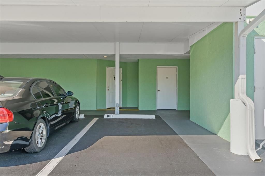 Activo con contrato: $145,000 (2 camas, 2 baños, 992 Pies cuadrados)