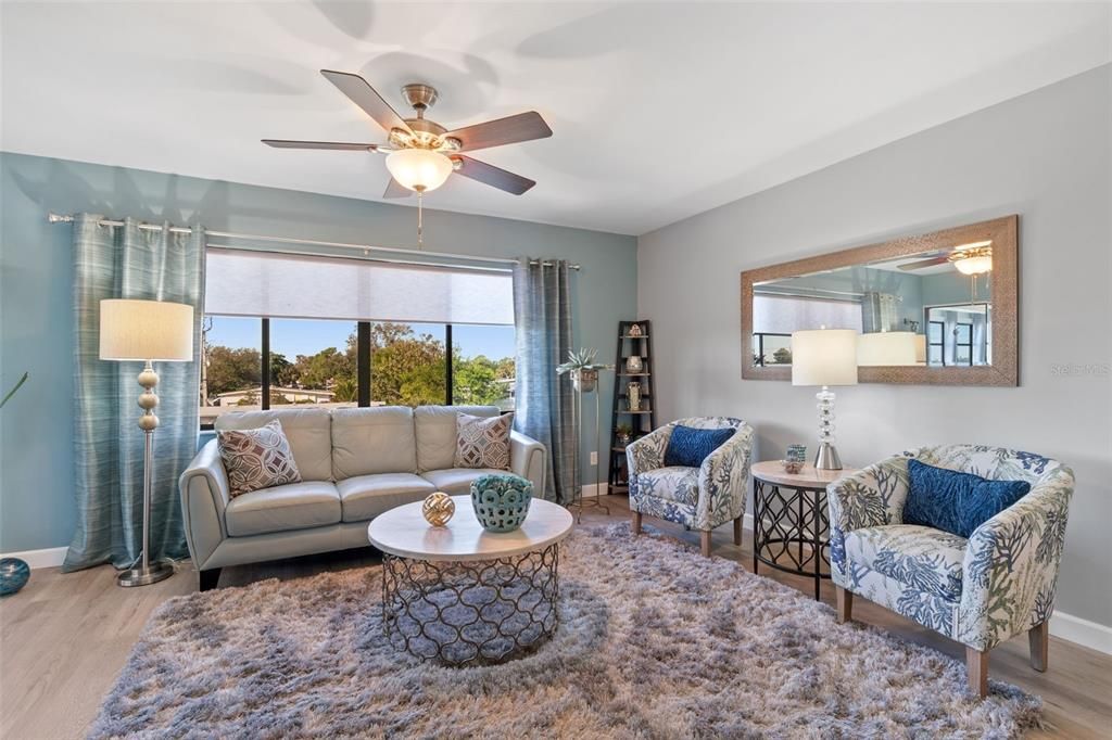 Activo con contrato: $145,000 (2 camas, 2 baños, 992 Pies cuadrados)