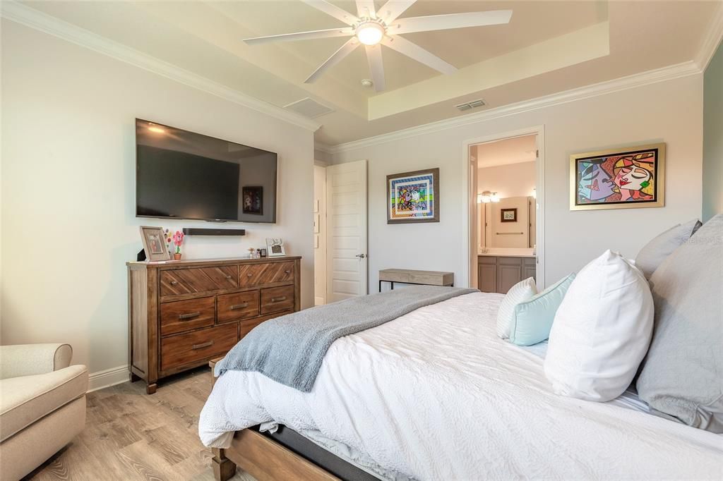 En Venta: $549,000 (4 camas, 3 baños, 2288 Pies cuadrados)