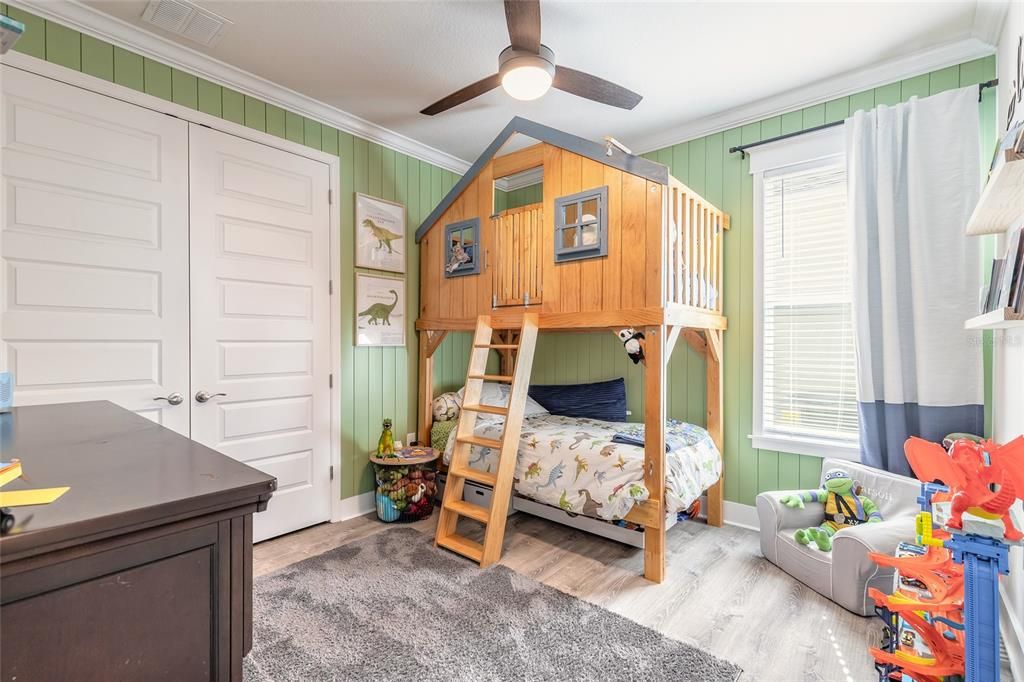 En Venta: $549,000 (4 camas, 3 baños, 2288 Pies cuadrados)