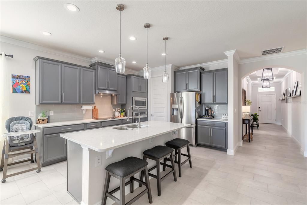 En Venta: $549,000 (4 camas, 3 baños, 2288 Pies cuadrados)