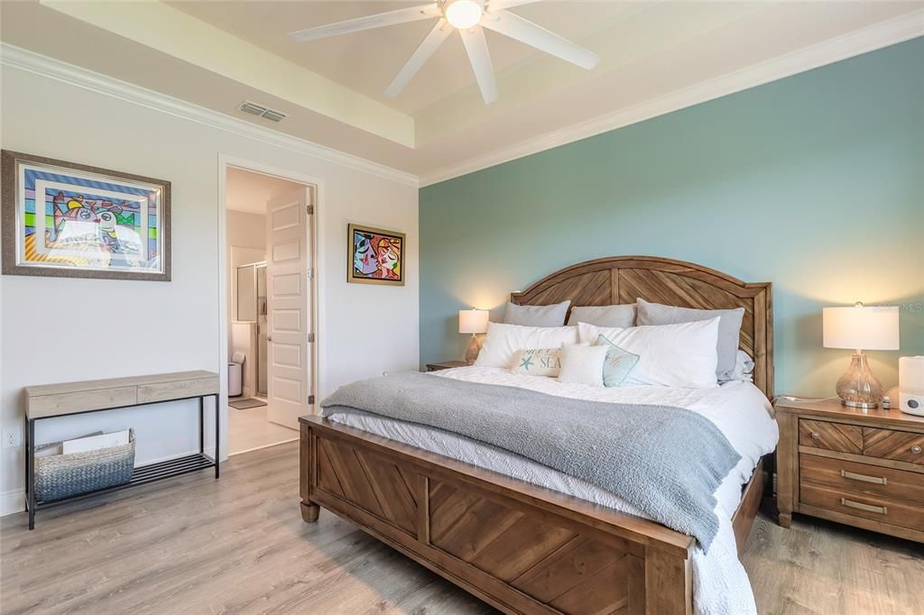 En Venta: $549,000 (4 camas, 3 baños, 2288 Pies cuadrados)