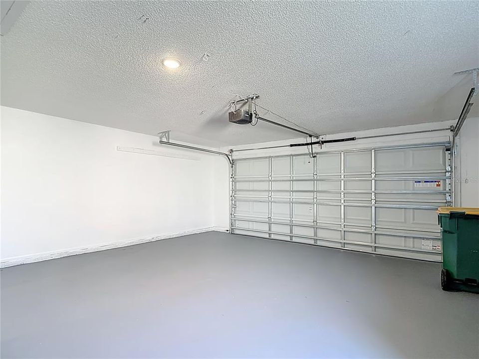 For Sale: $255,000 (2 beds, 2 baths, 1300 Square Feet)