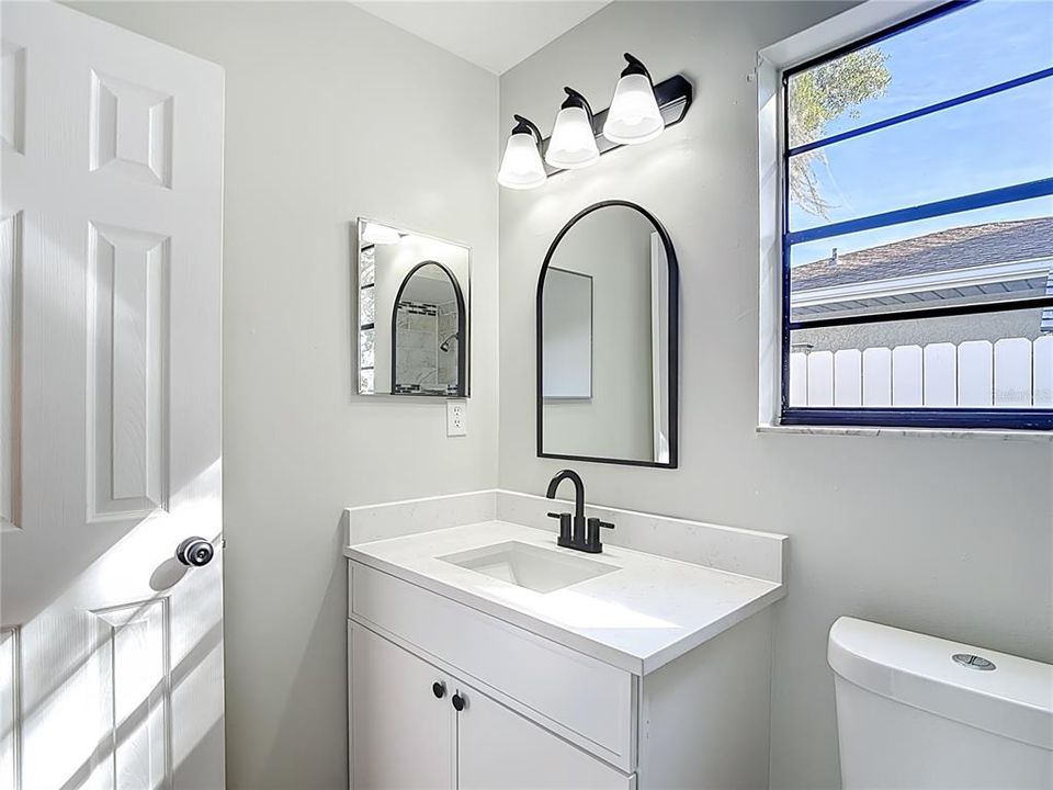 For Sale: $255,000 (2 beds, 2 baths, 1300 Square Feet)