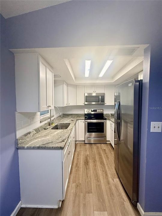 На продажу: $225,000 (2 спален, 2 ванн, 1467 Квадратных фут)