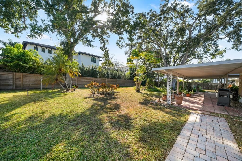 待售: $1,299,000 (4 贝兹, 2 浴室, 2136 平方英尺)