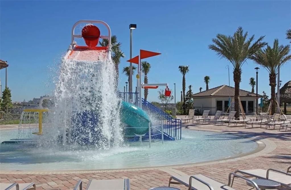 Под контрактом: $370,000 (4 спален, 3 ванн, 1914 Квадратных фут)