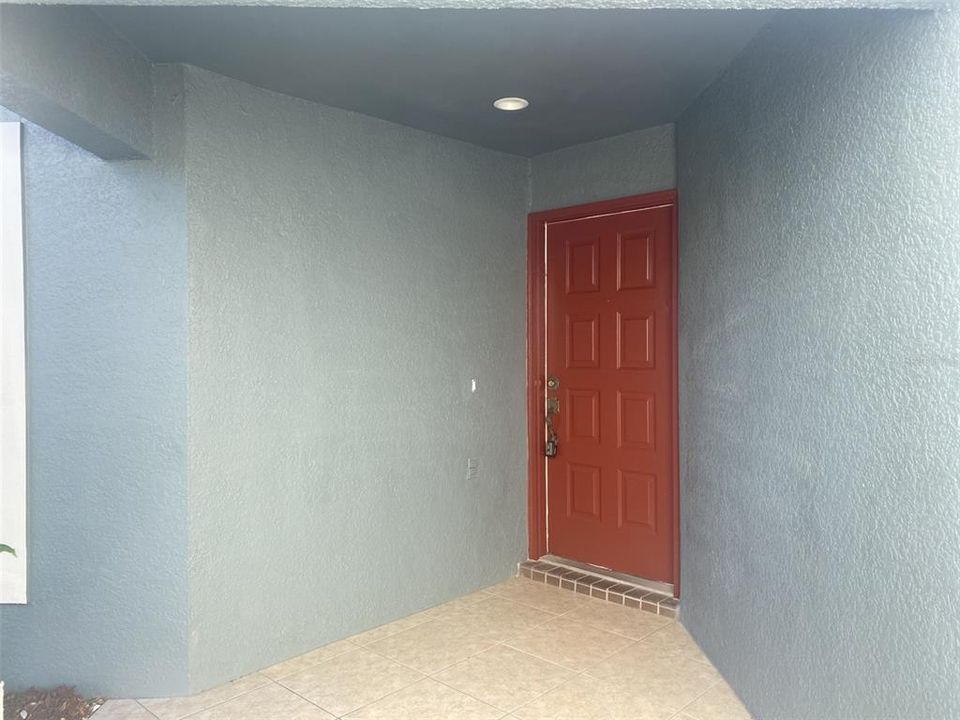 Active With Contract: $325,000 (3 beds, 2 baths, 1400 Square Feet)