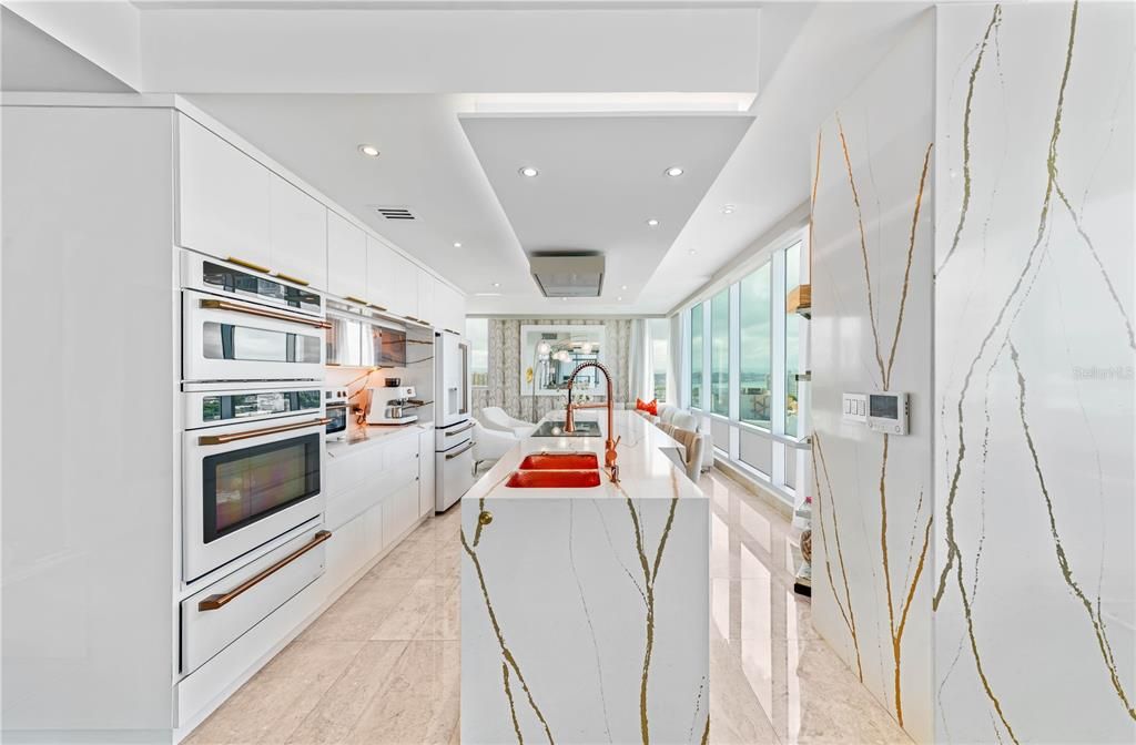 For Sale: $2,750,000 (3 beds, 3 baths, 2461 Square Feet)