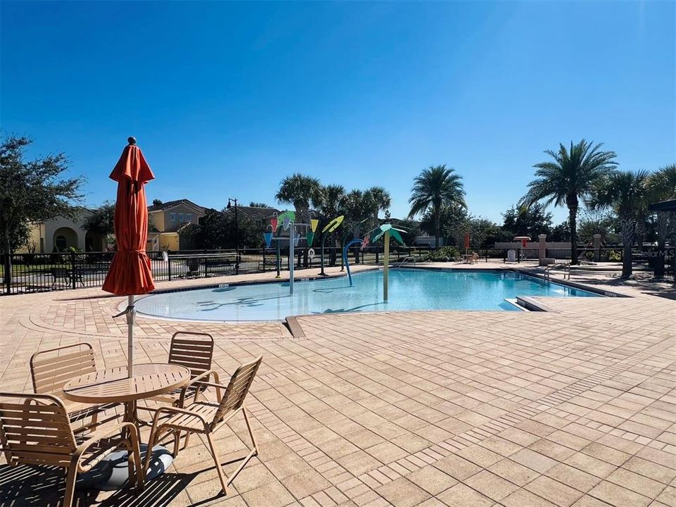 For Rent: $2,250 (2 beds, 2 baths, 1613 Square Feet)