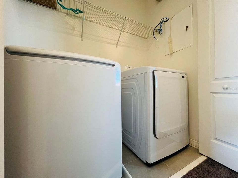 For Rent: $2,250 (2 beds, 2 baths, 1613 Square Feet)