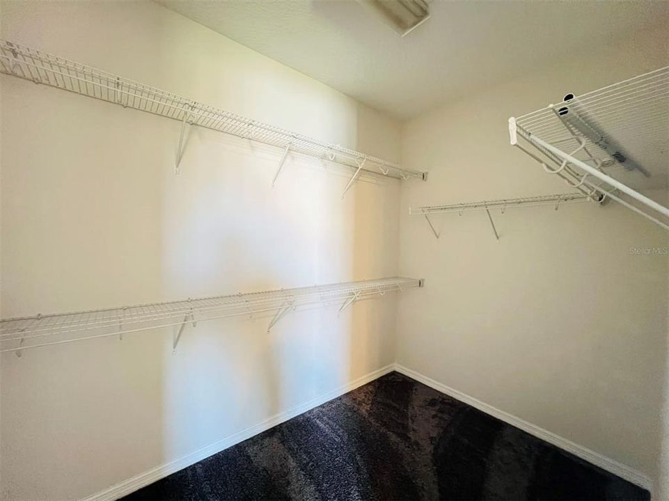 For Rent: $2,250 (2 beds, 2 baths, 1613 Square Feet)