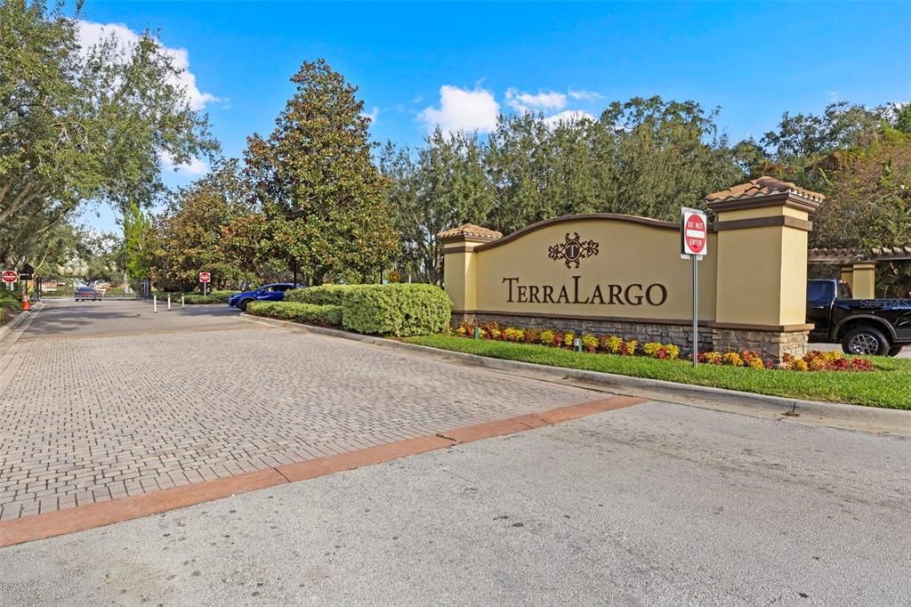 На продажу: $349,000 (3 спален, 2 ванн, 1584 Квадратных фут)