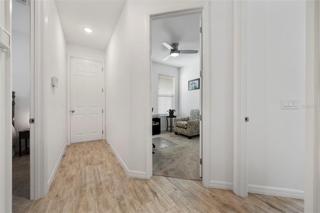 На продажу: $349,000 (3 спален, 2 ванн, 1584 Квадратных фут)