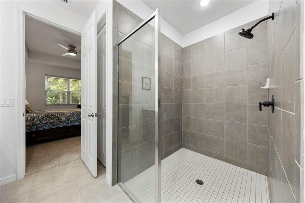 На продажу: $349,000 (3 спален, 2 ванн, 1584 Квадратных фут)