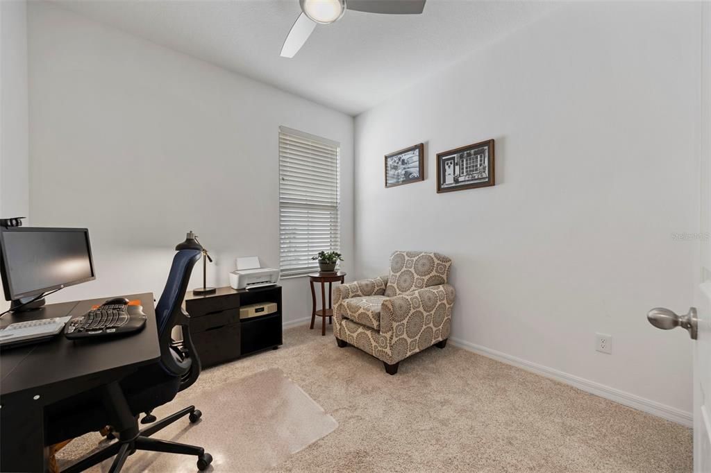 На продажу: $349,000 (3 спален, 2 ванн, 1584 Квадратных фут)