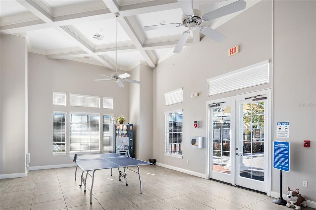 Active With Contract: $389,999 (3 beds, 3 baths, 2592 Square Feet)