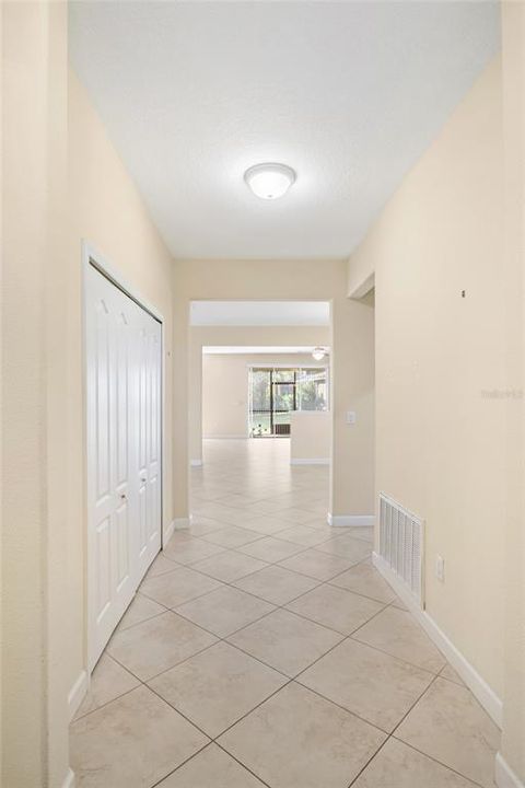 Active With Contract: $389,999 (3 beds, 3 baths, 2592 Square Feet)