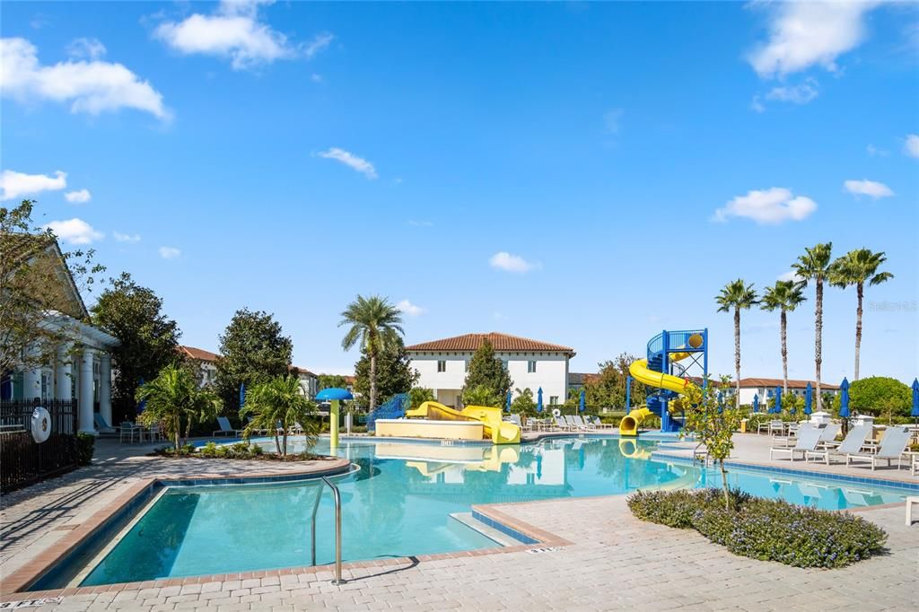 Active With Contract: $389,999 (3 beds, 3 baths, 2592 Square Feet)