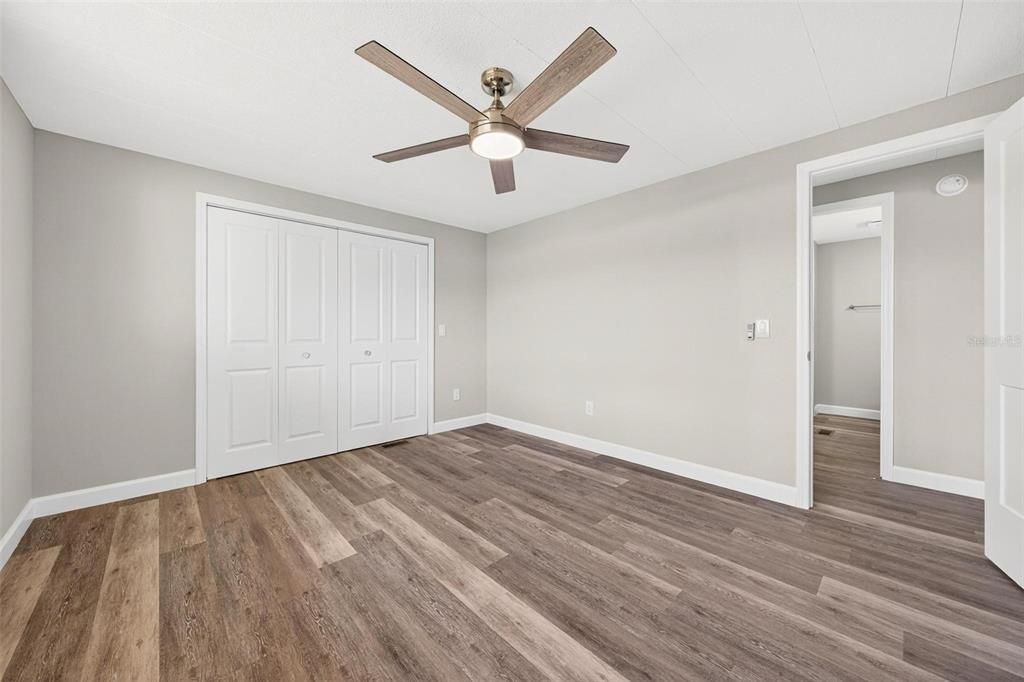 For Sale: $195,000 (2 beds, 2 baths, 1200 Square Feet)