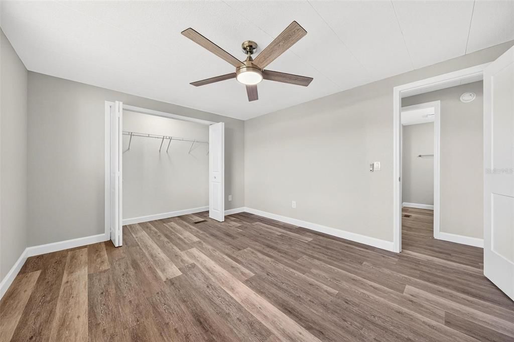 For Sale: $195,000 (2 beds, 2 baths, 1200 Square Feet)