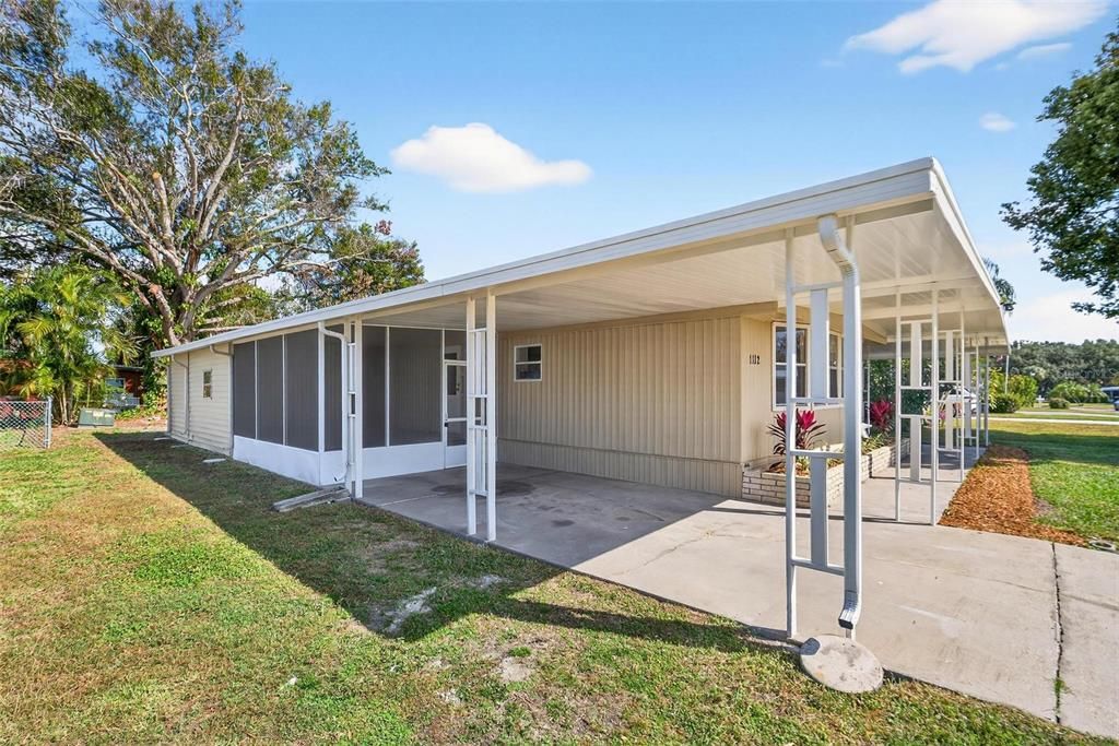 For Sale: $195,000 (2 beds, 2 baths, 1200 Square Feet)