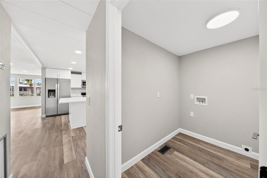 For Sale: $195,000 (2 beds, 2 baths, 1200 Square Feet)