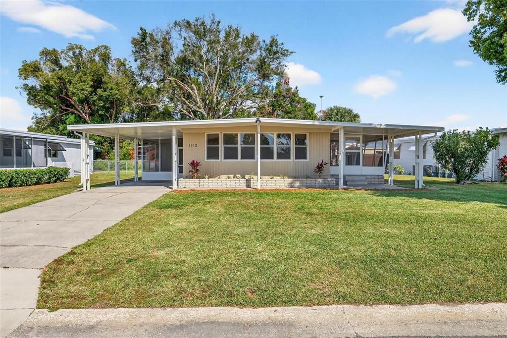 For Sale: $195,000 (2 beds, 2 baths, 1200 Square Feet)