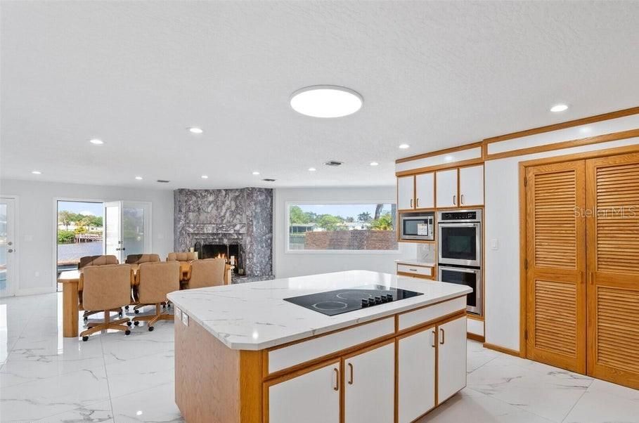 待售: $1,399,000 (5 贝兹, 4 浴室, 5615 平方英尺)