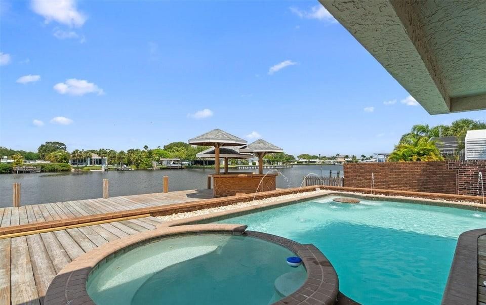 待售: $1,399,000 (5 贝兹, 4 浴室, 5615 平方英尺)