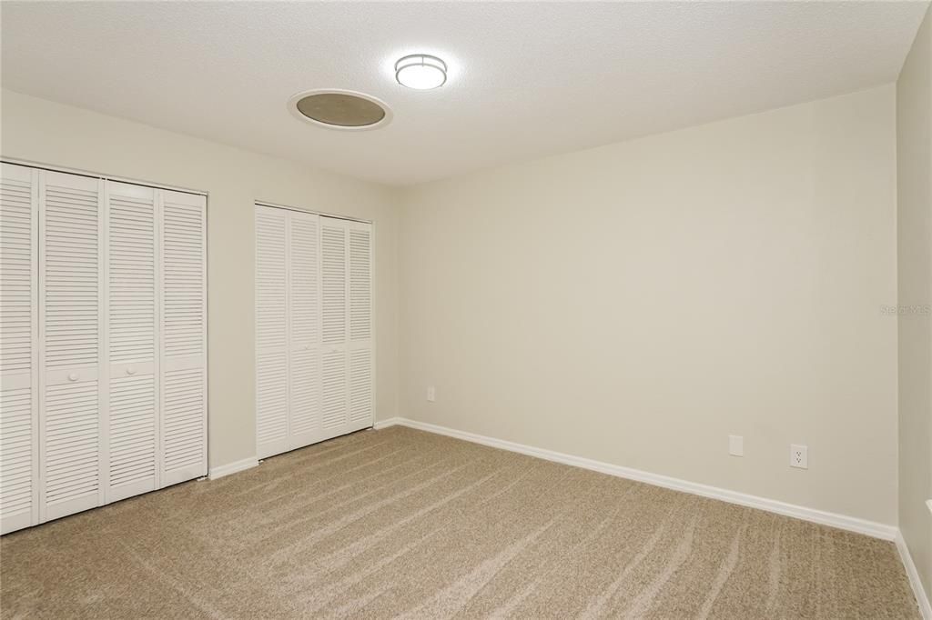 For Sale: $279,900 (3 beds, 2 baths, 1596 Square Feet)